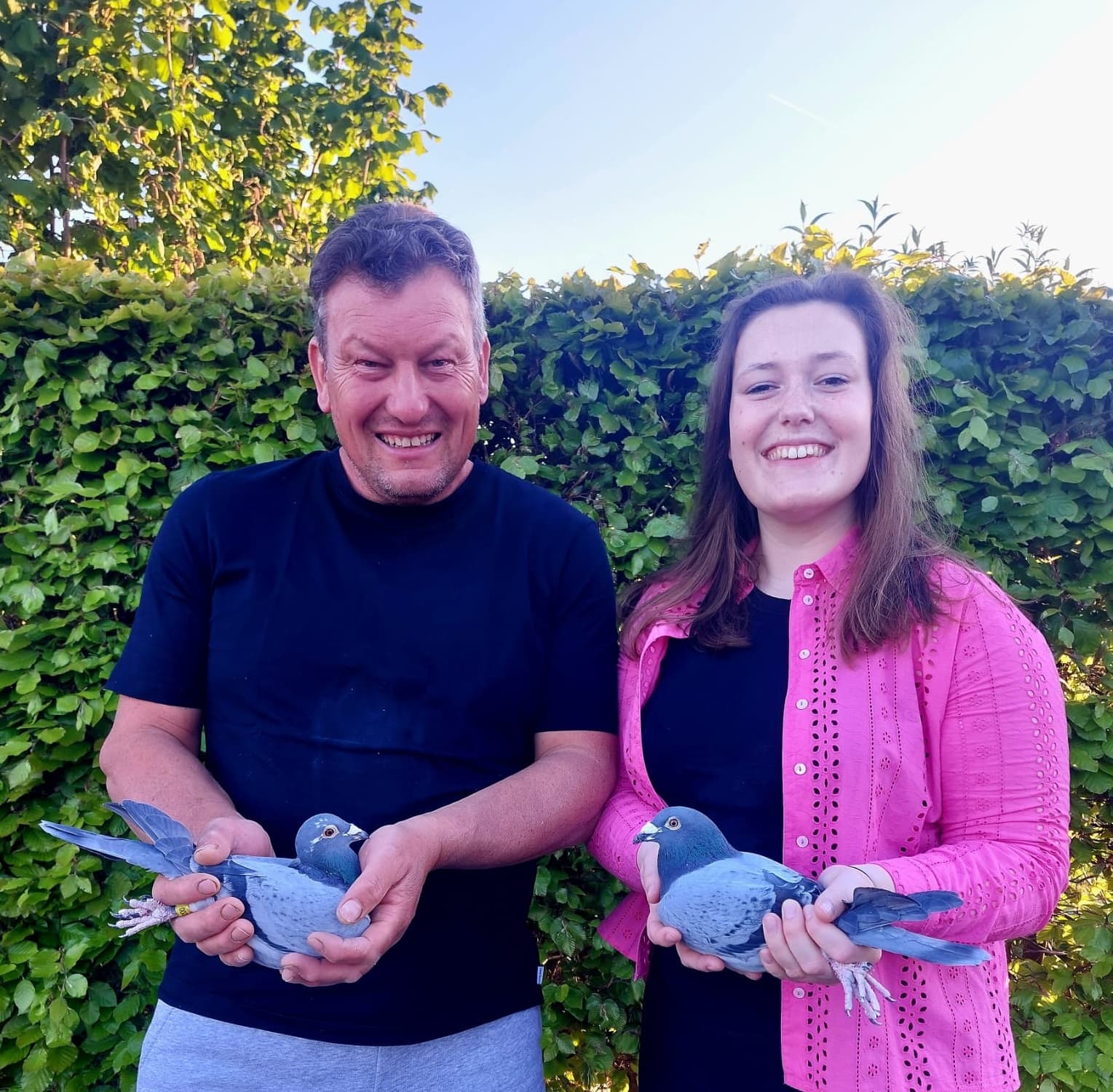 Vader en dochter duo De Bisschop K & L heerst op de halve fond: twee weekends, twee interprovinciale zeges