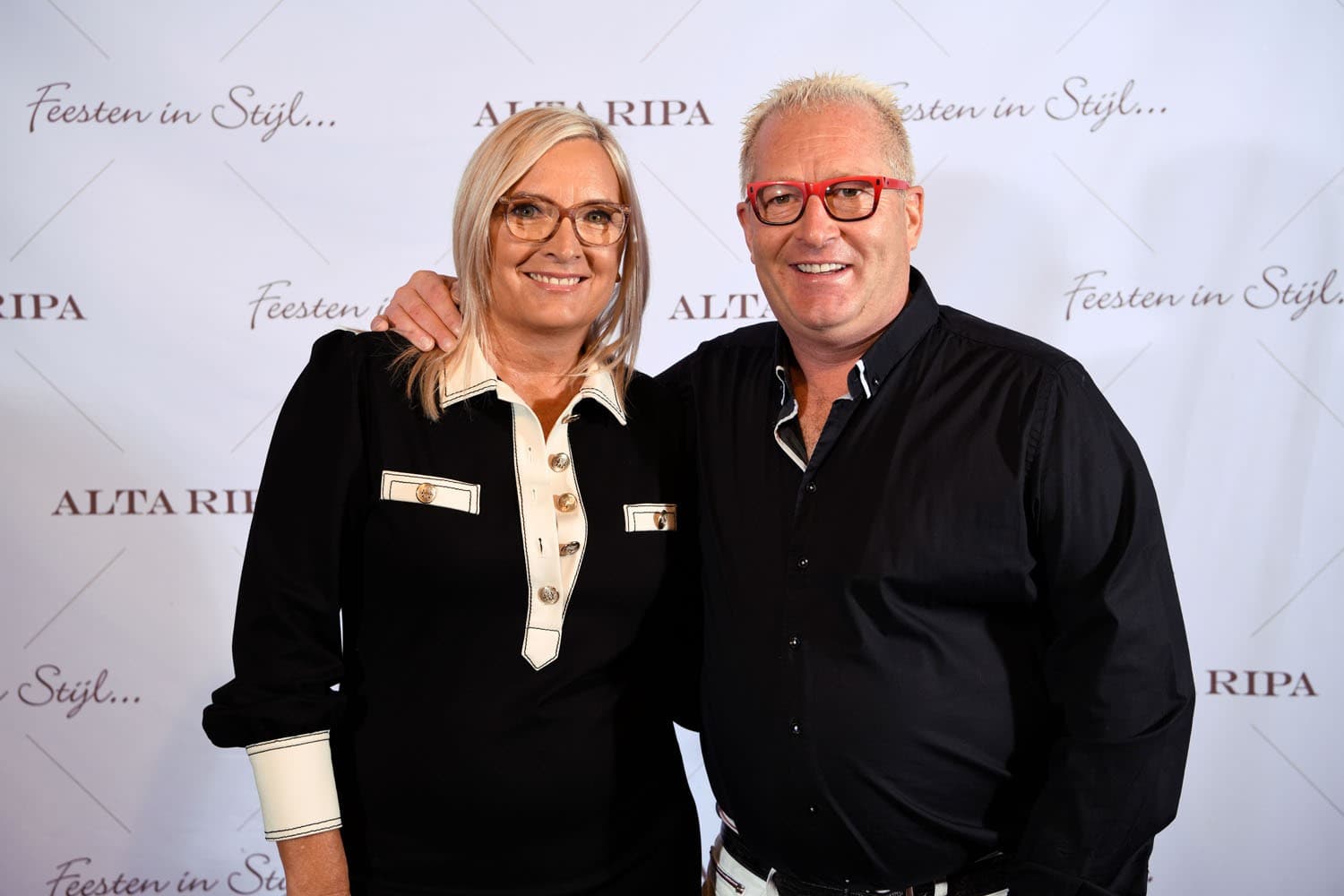 Pigeon Bids Bart & Nance Van Oeckel - Part I